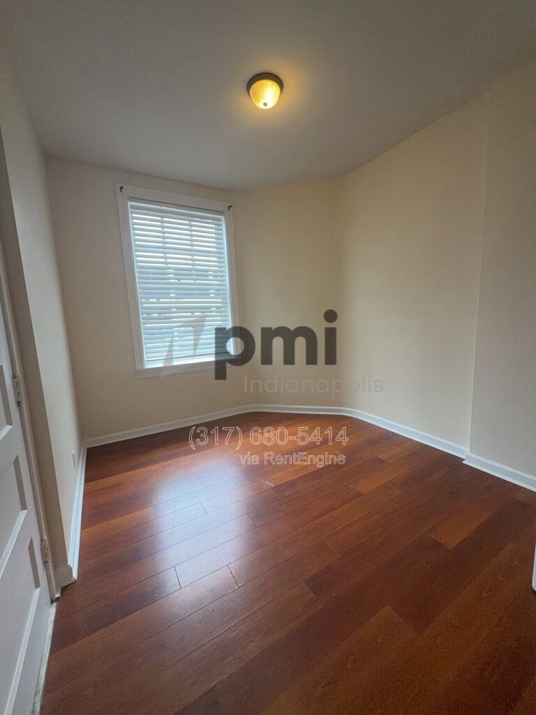Gallery Image 15
