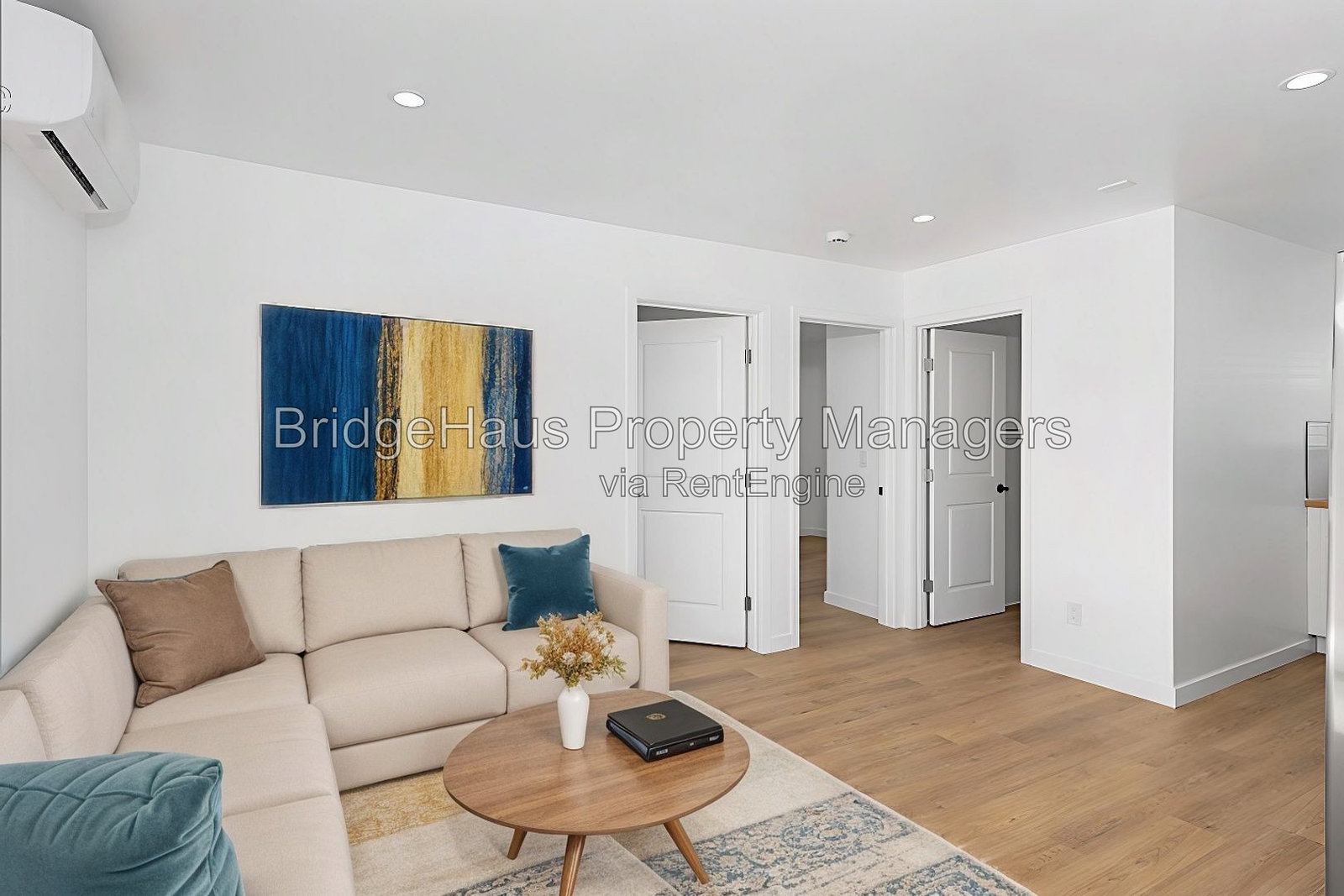 Gallery Image 0