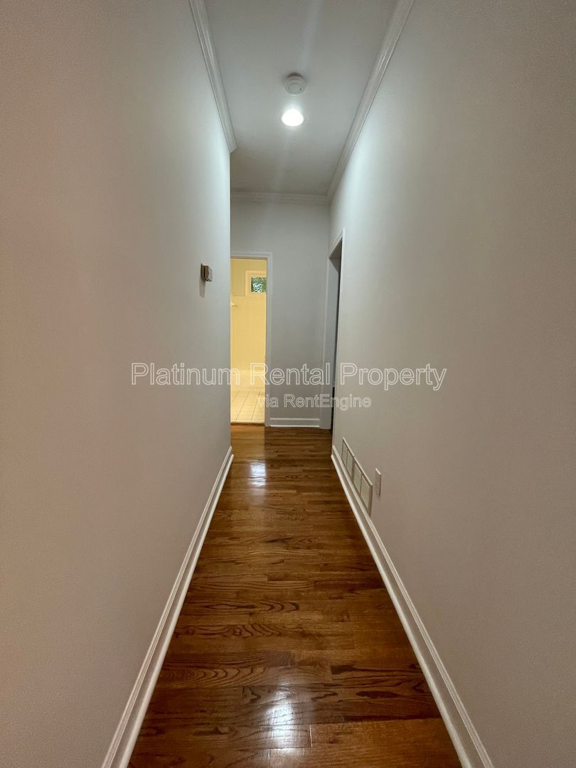 Gallery Image 11