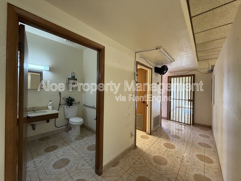 Gallery Image 29