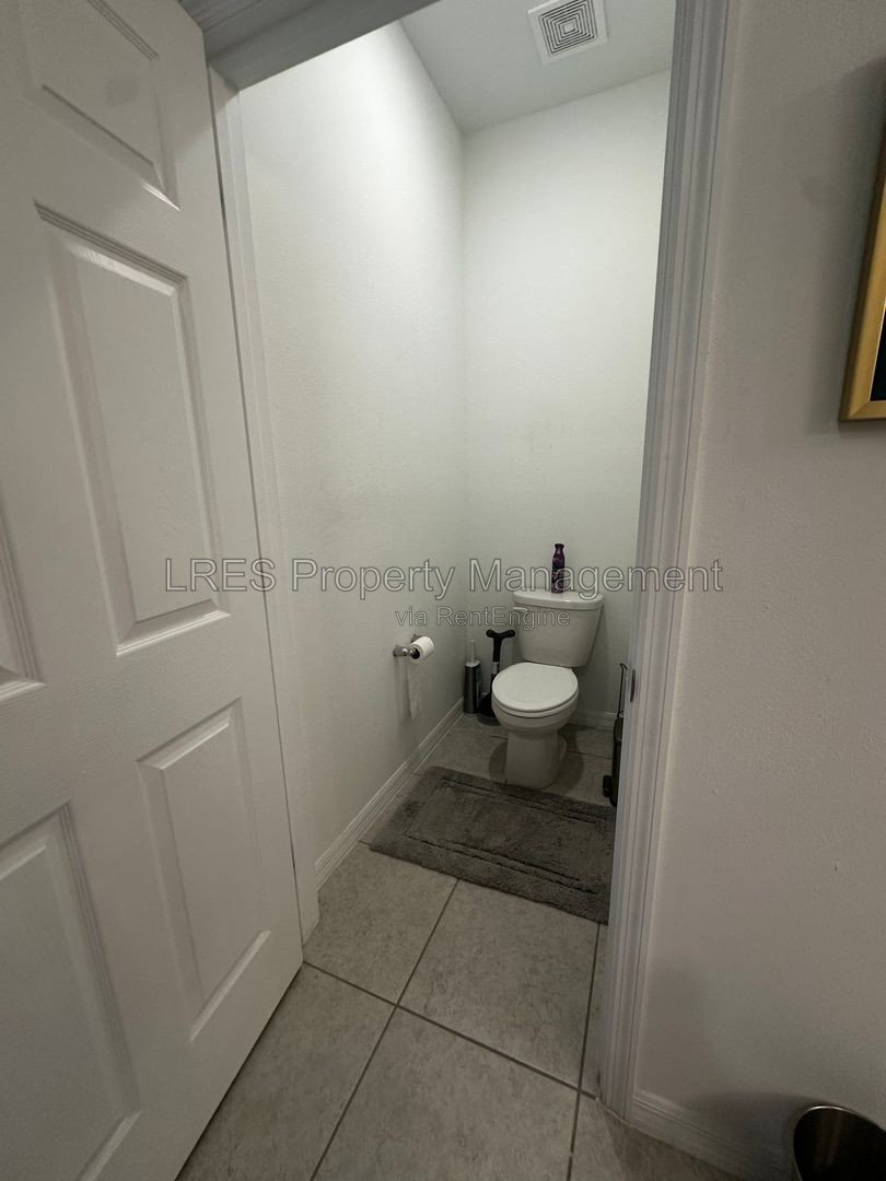 Gallery Image 18