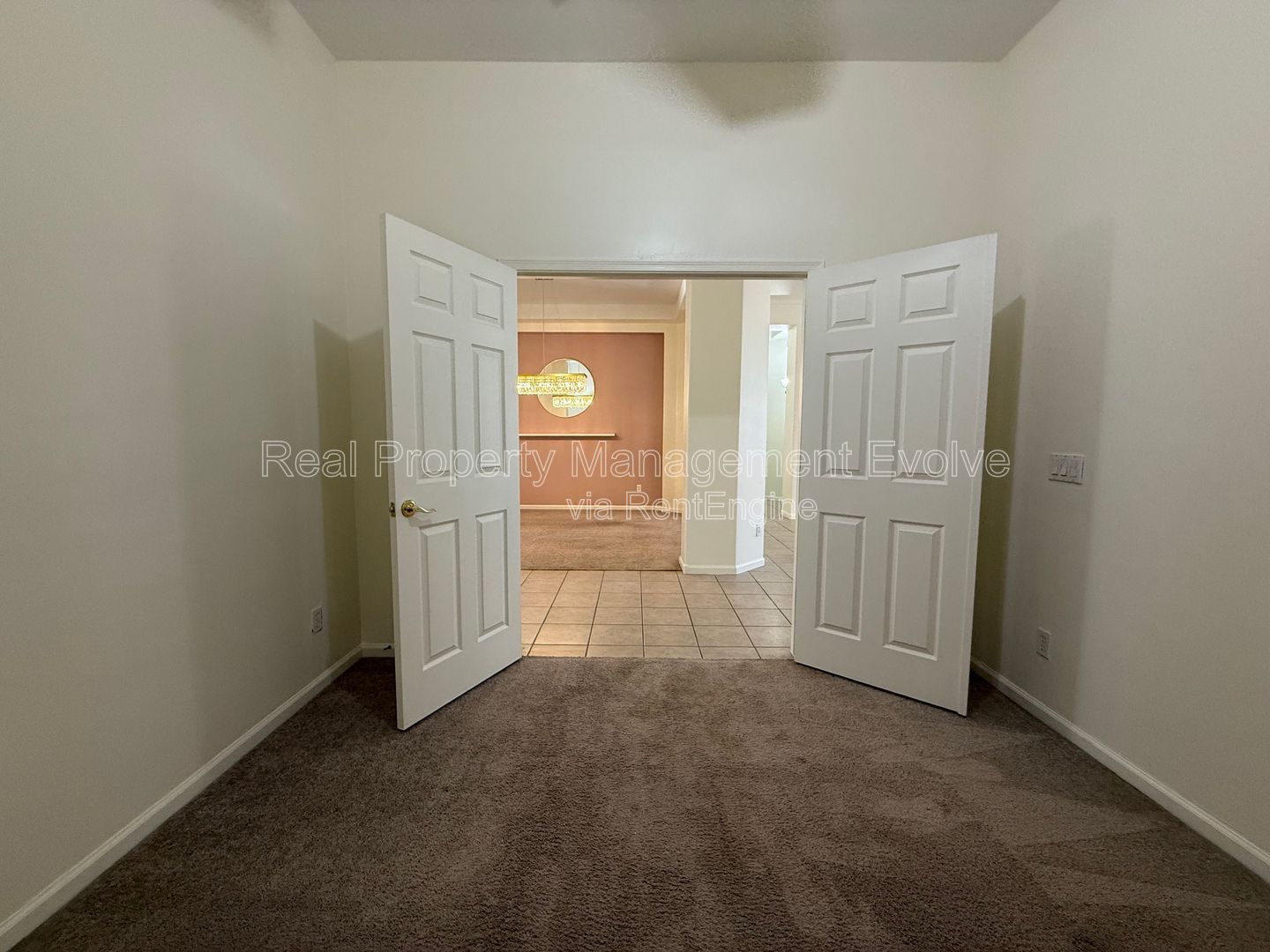 Gallery Image 32