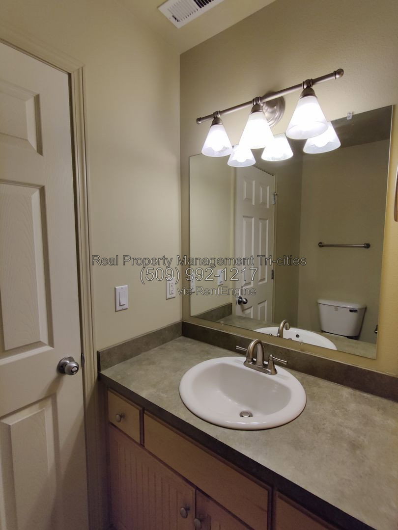 Gallery Image 17