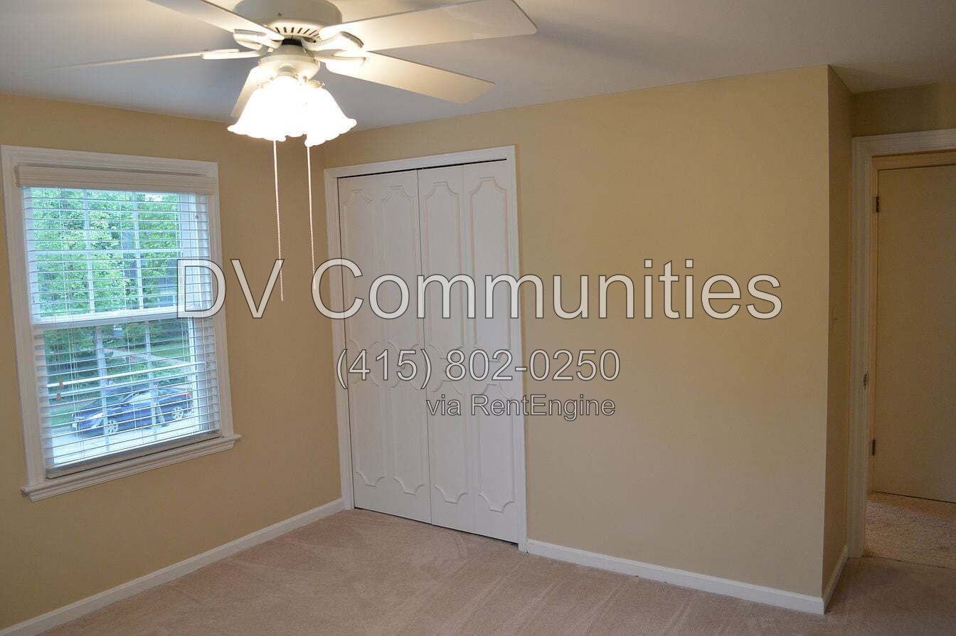 Gallery Image 18