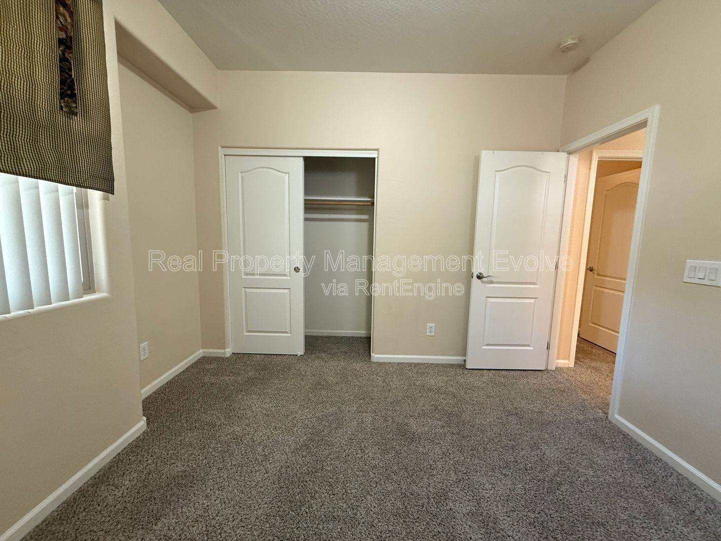 Gallery Image 17