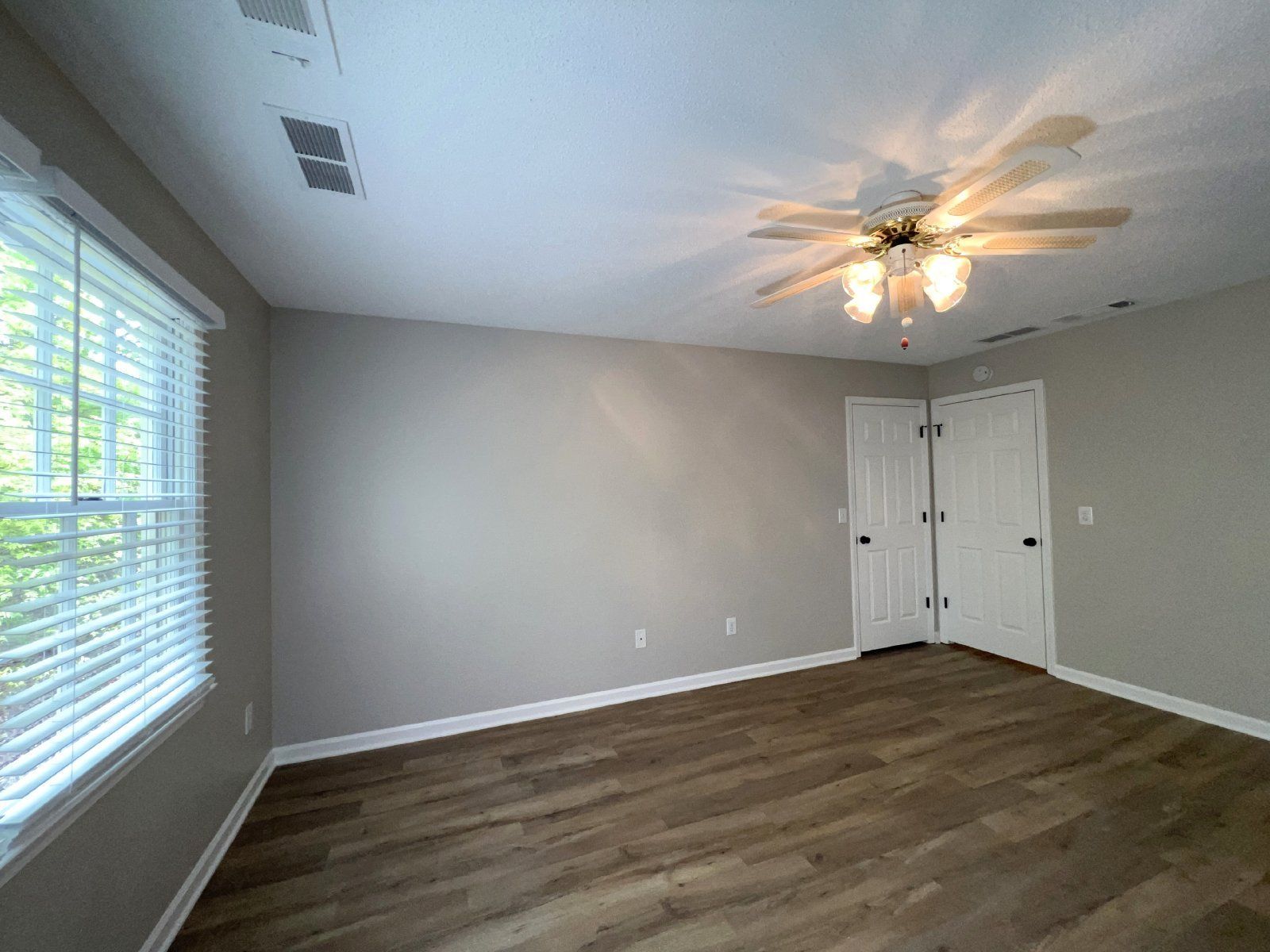 Gallery Image 38