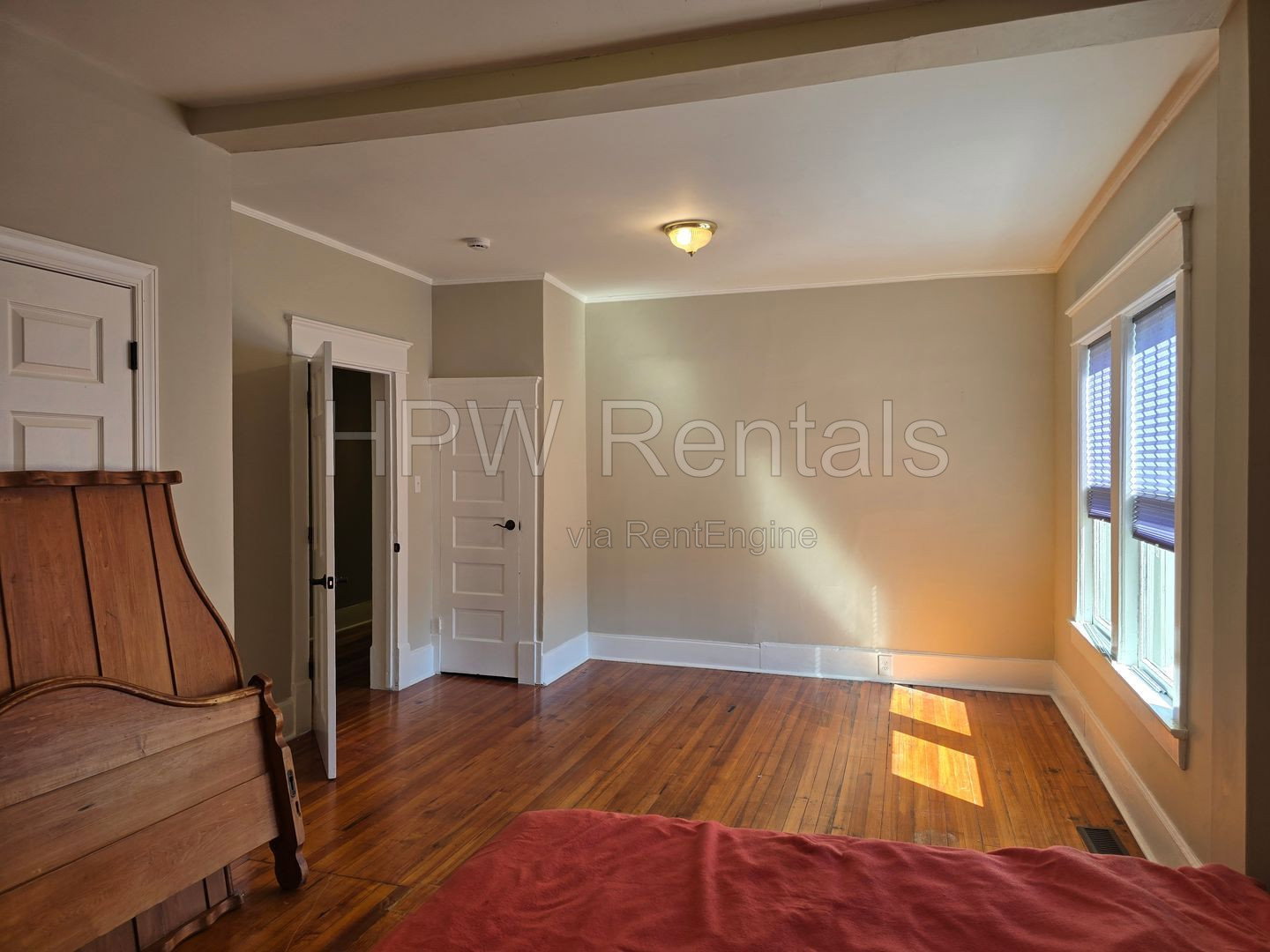Gallery Image 18