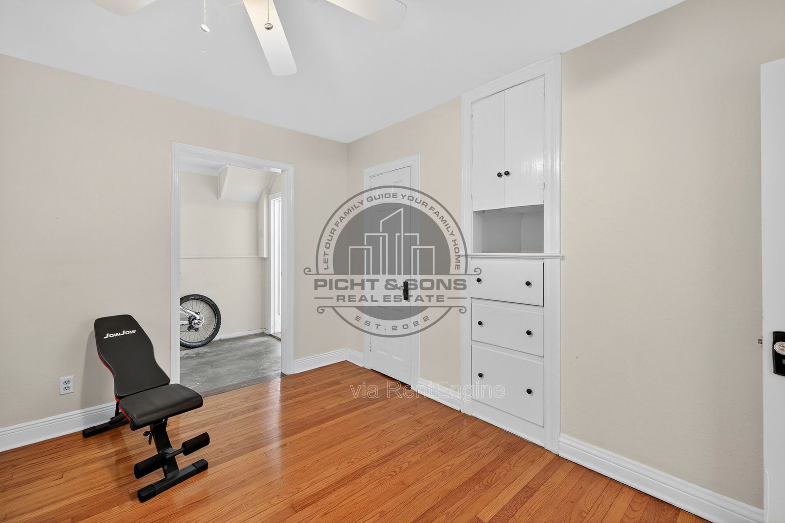 Gallery Image 19