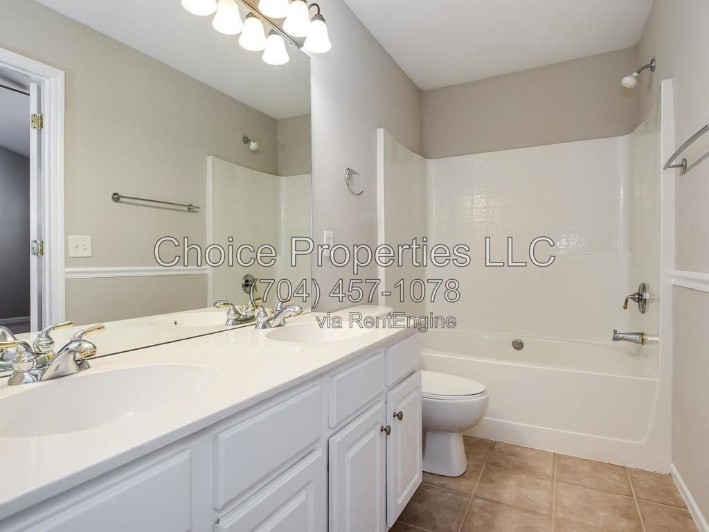 Gallery Image 21