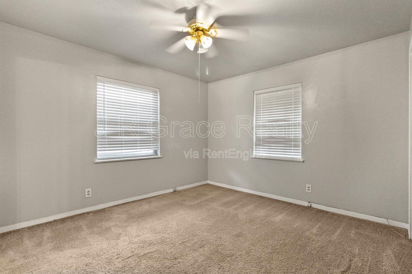 Gallery Image 16