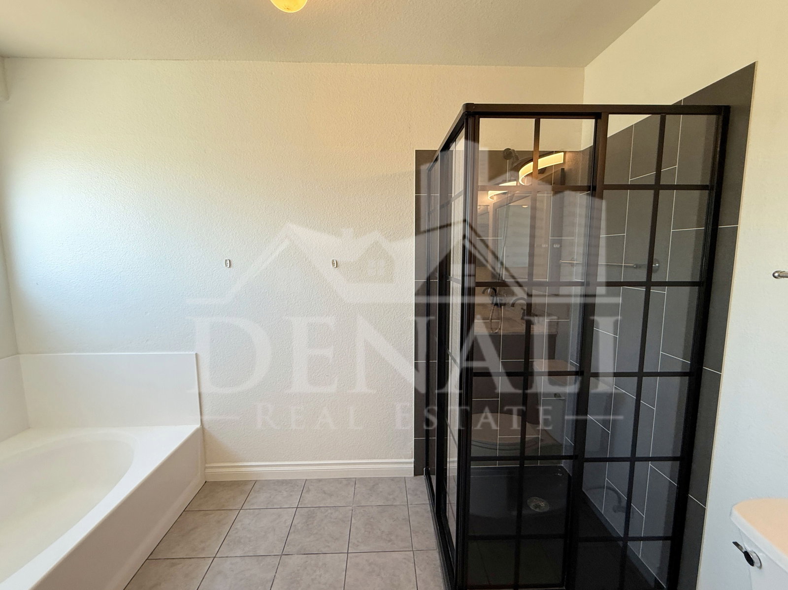 Gallery Image 16
