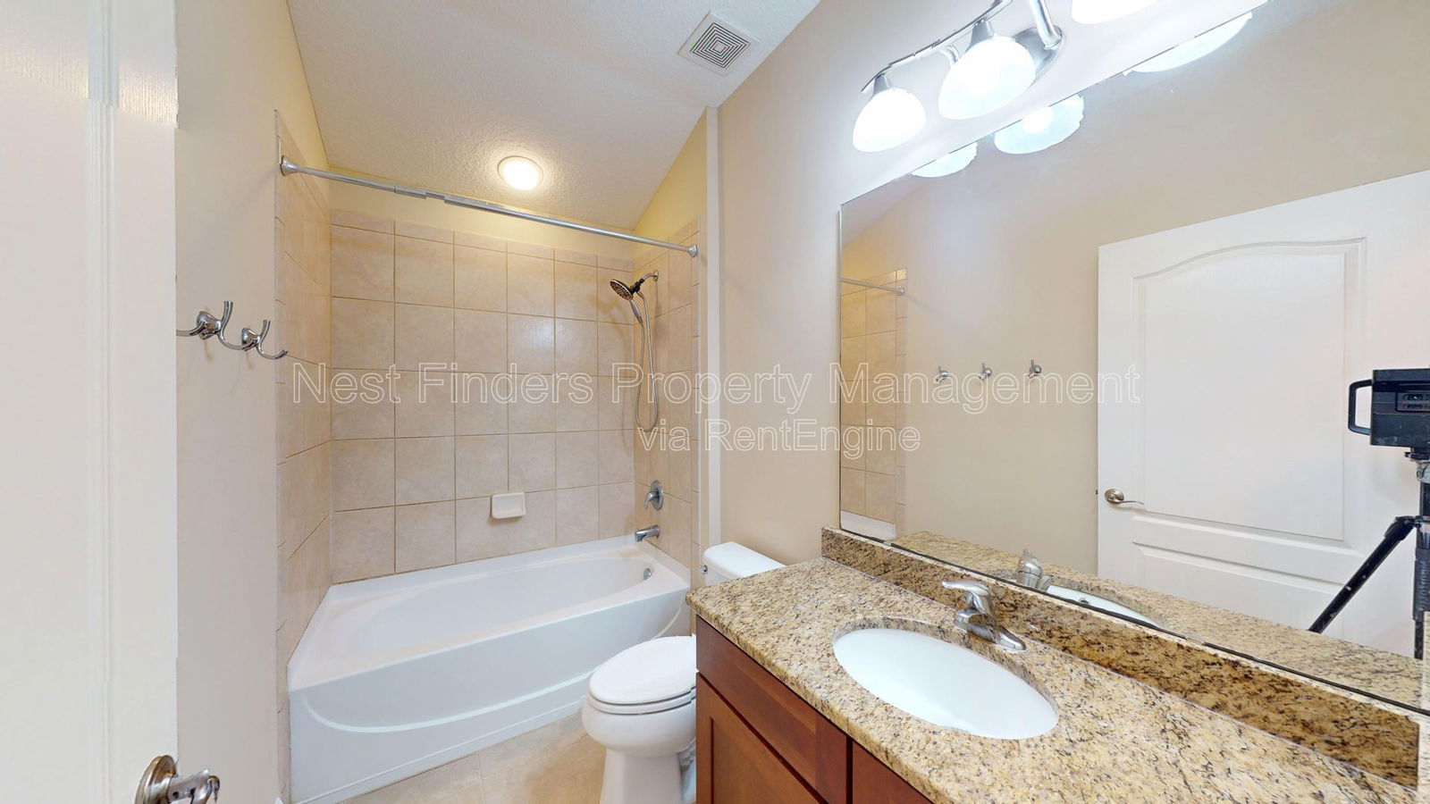 Gallery Image 17