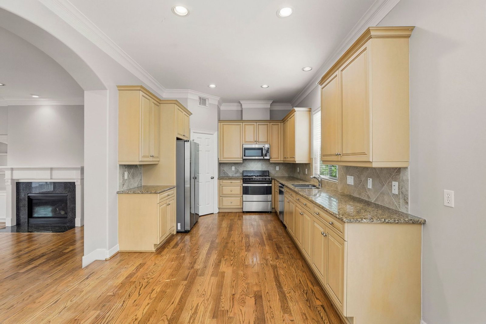 Gallery Image 10