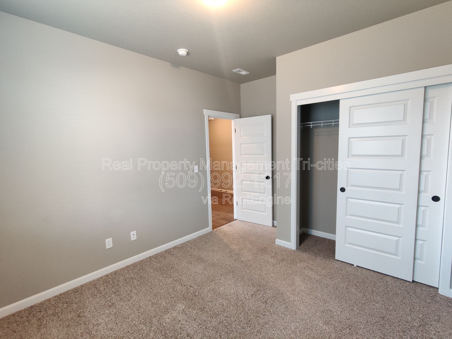 Gallery Image 18