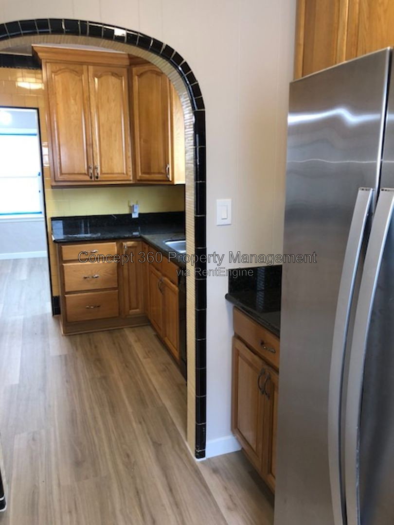 Gallery Image 14