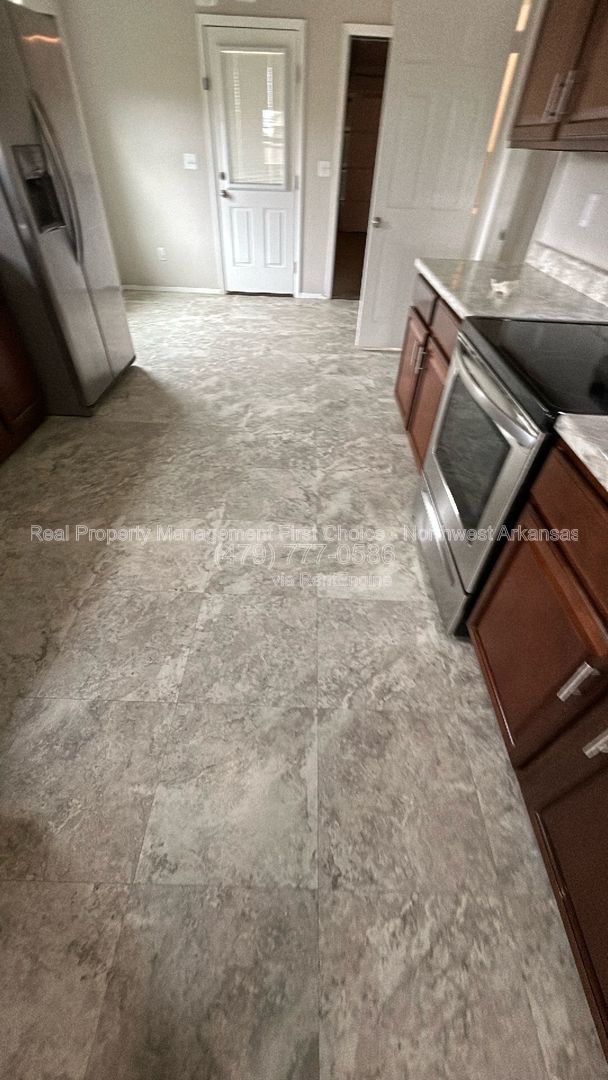 Gallery Image 16