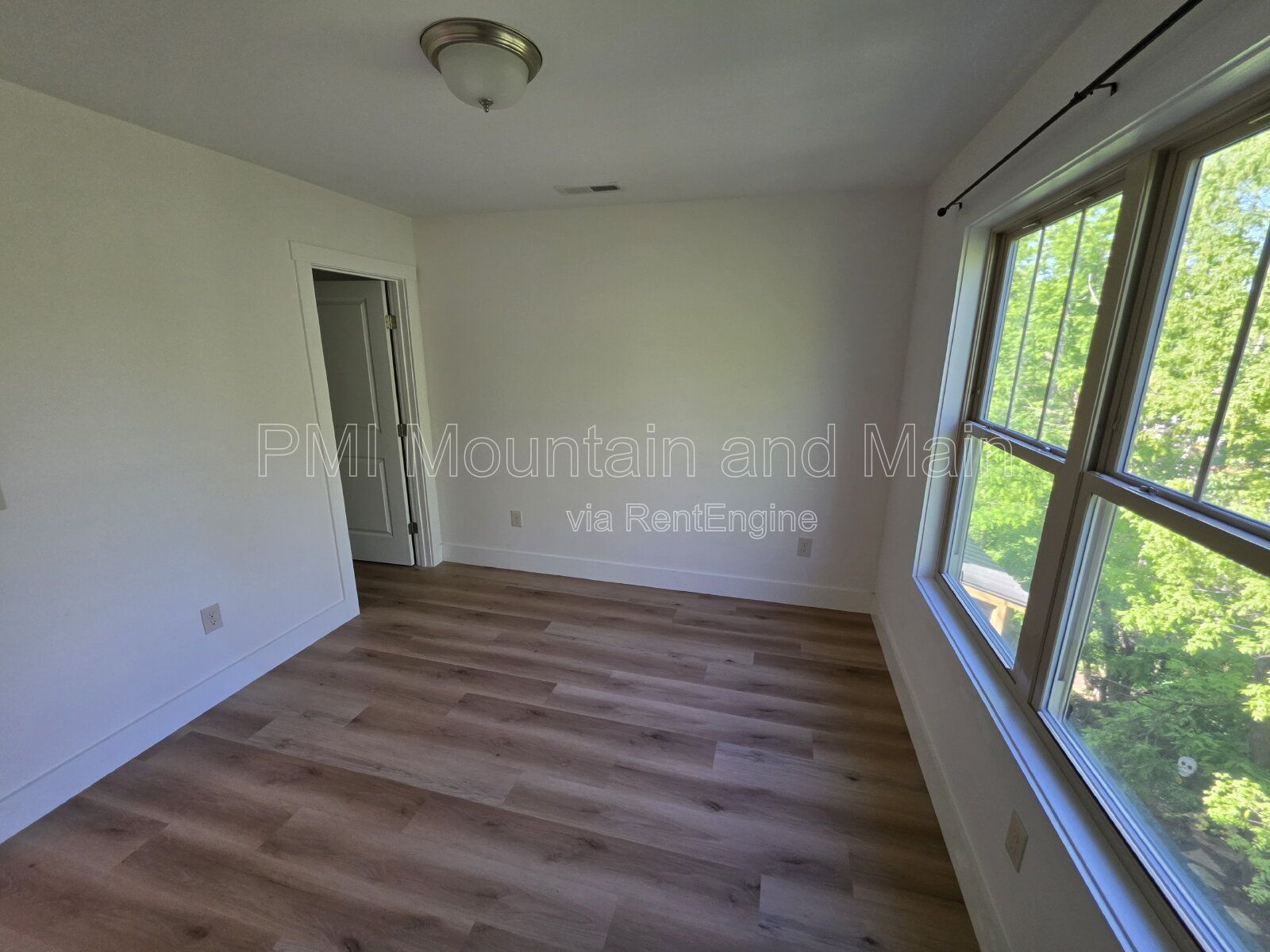 Gallery Image 31