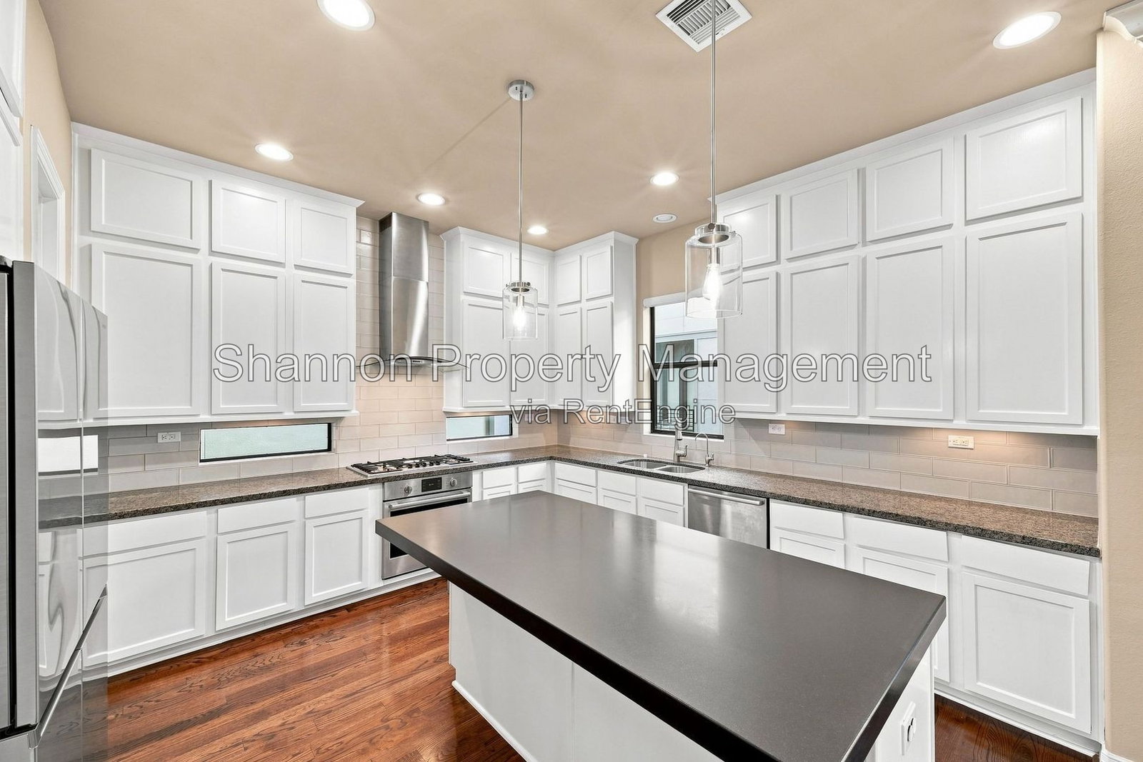 Gallery Image 13