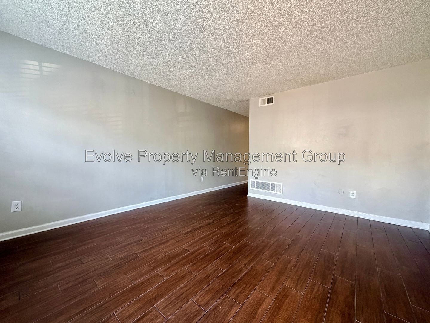 Gallery Image 0