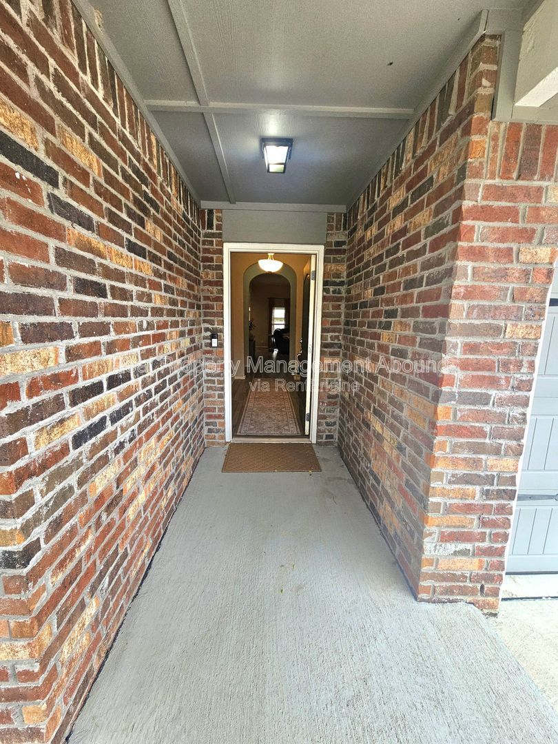 Gallery Image 11