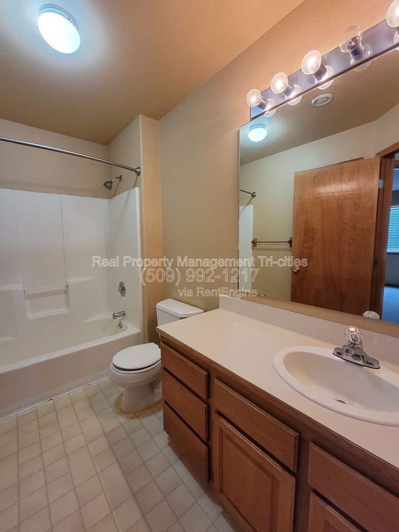 Gallery Image 21