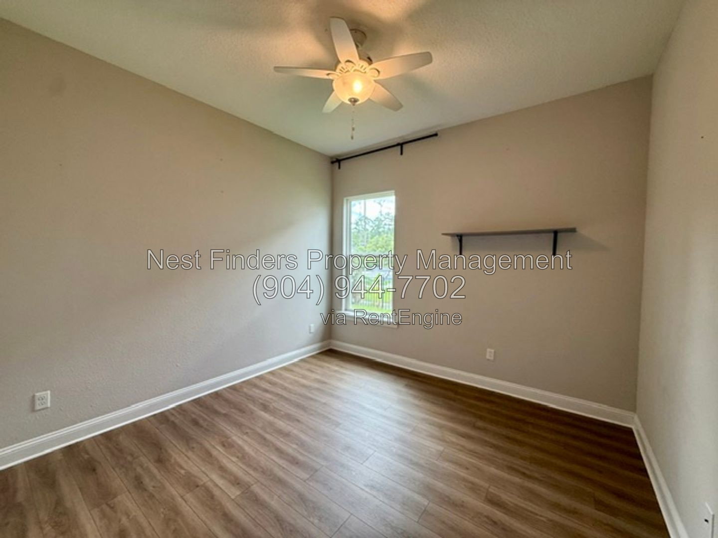 Gallery Image 17