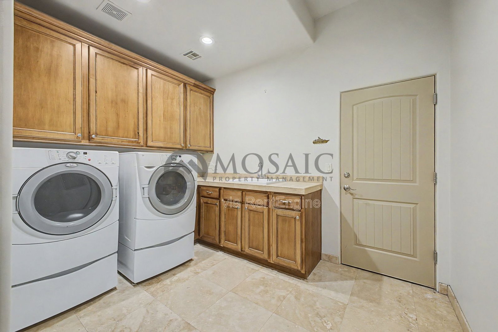 Gallery Image 33