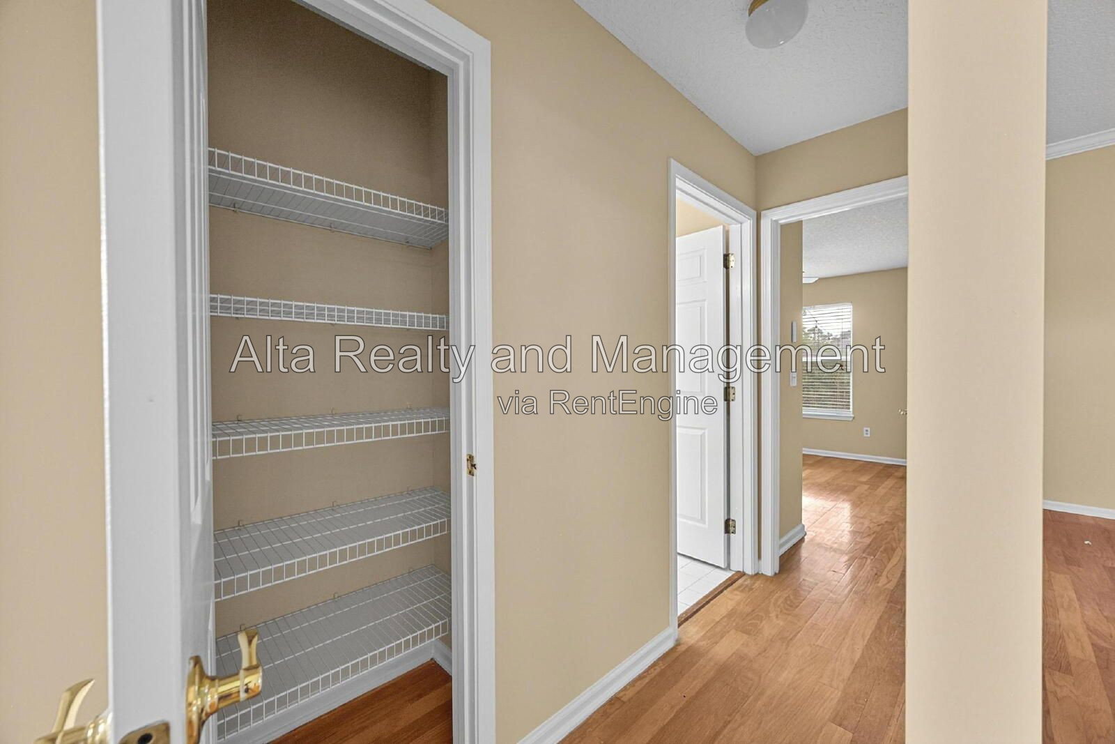 Gallery Image 19