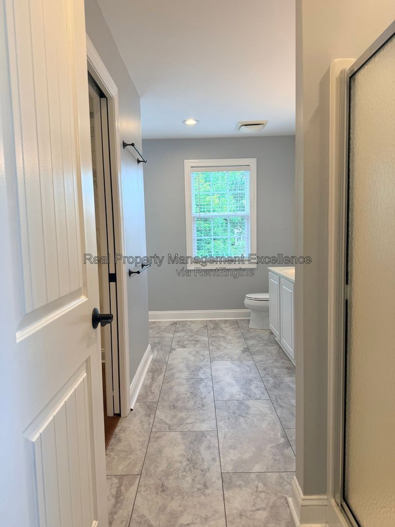 Gallery Image 33