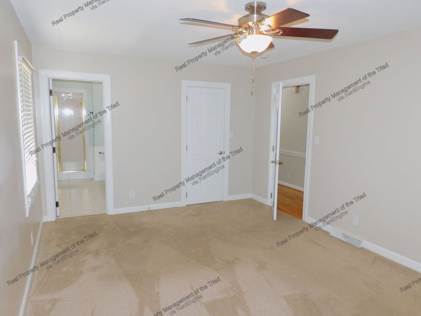 Gallery Image 18