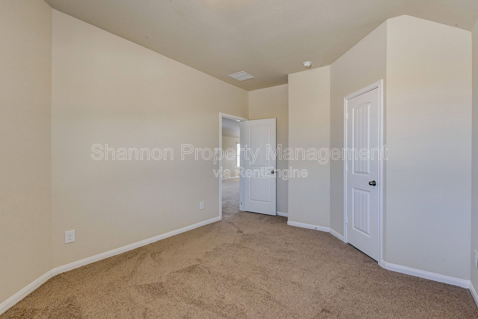 Gallery Image 31