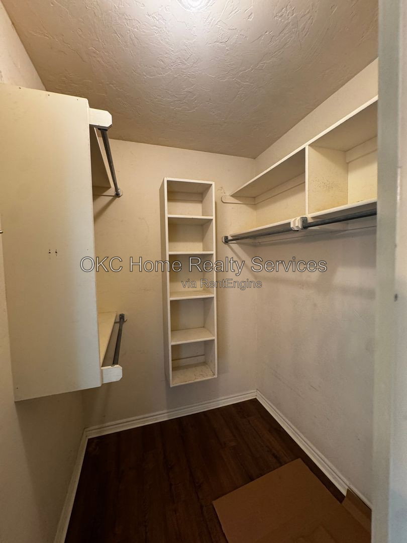 Gallery Image 35