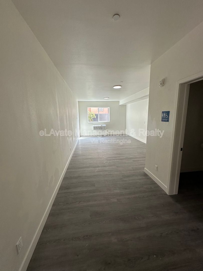 Gallery Image 6