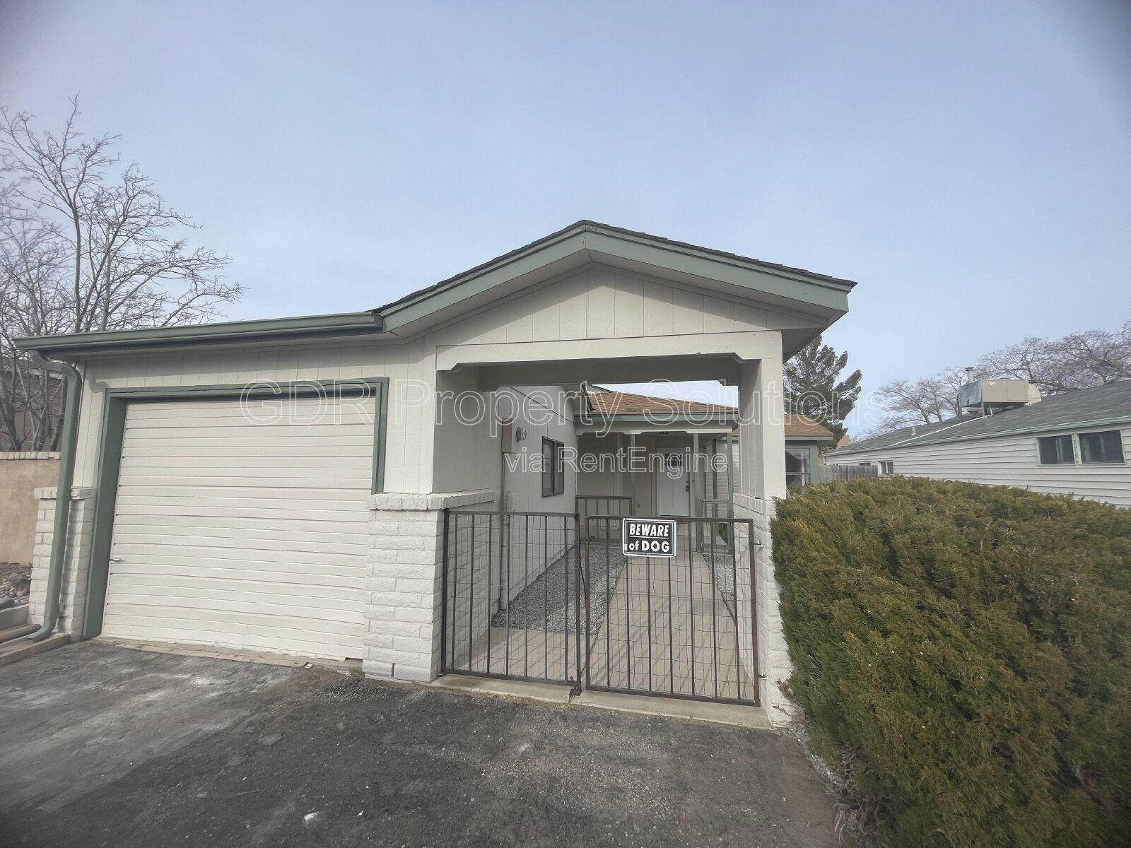 Gallery Image 0