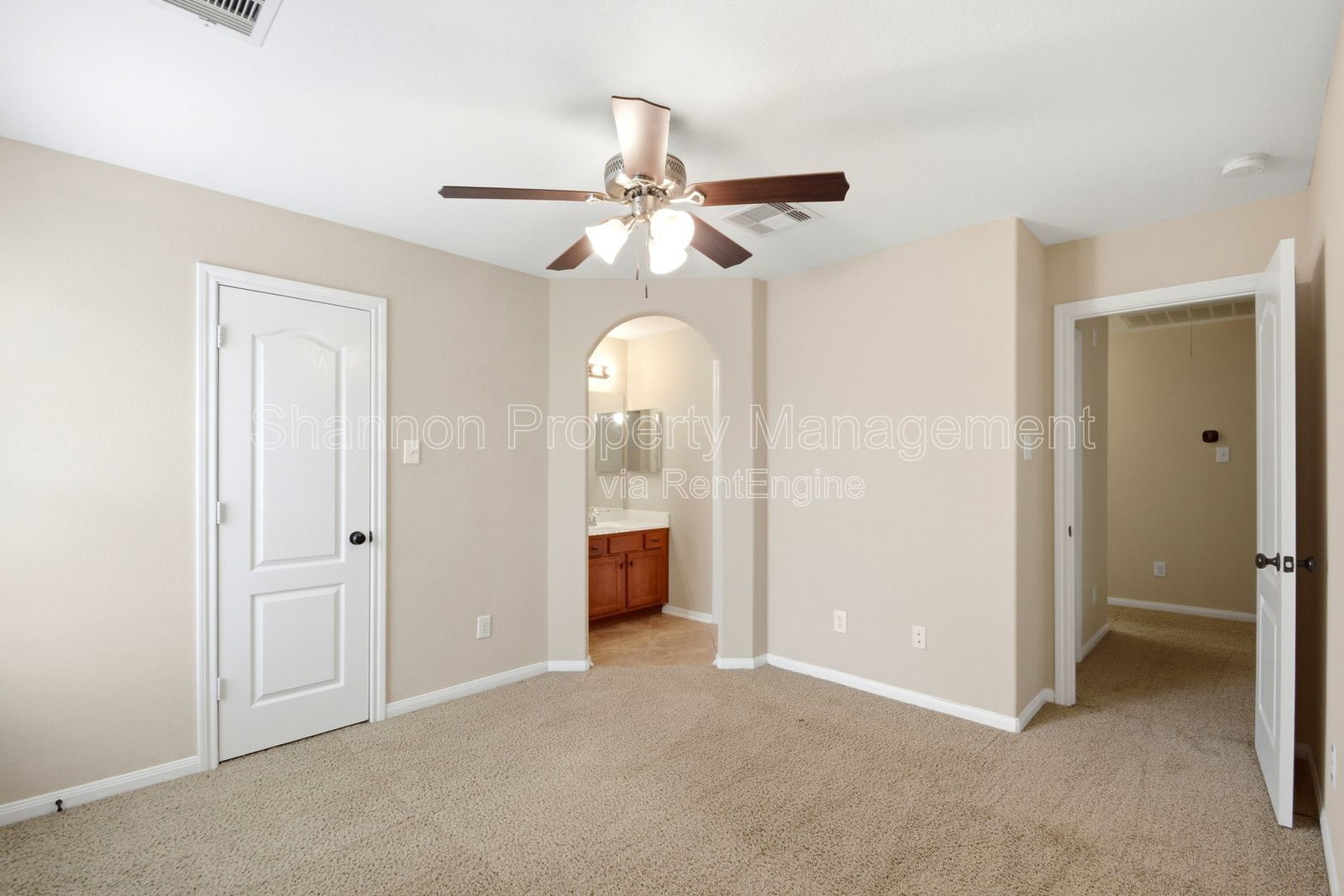 Gallery Image 32
