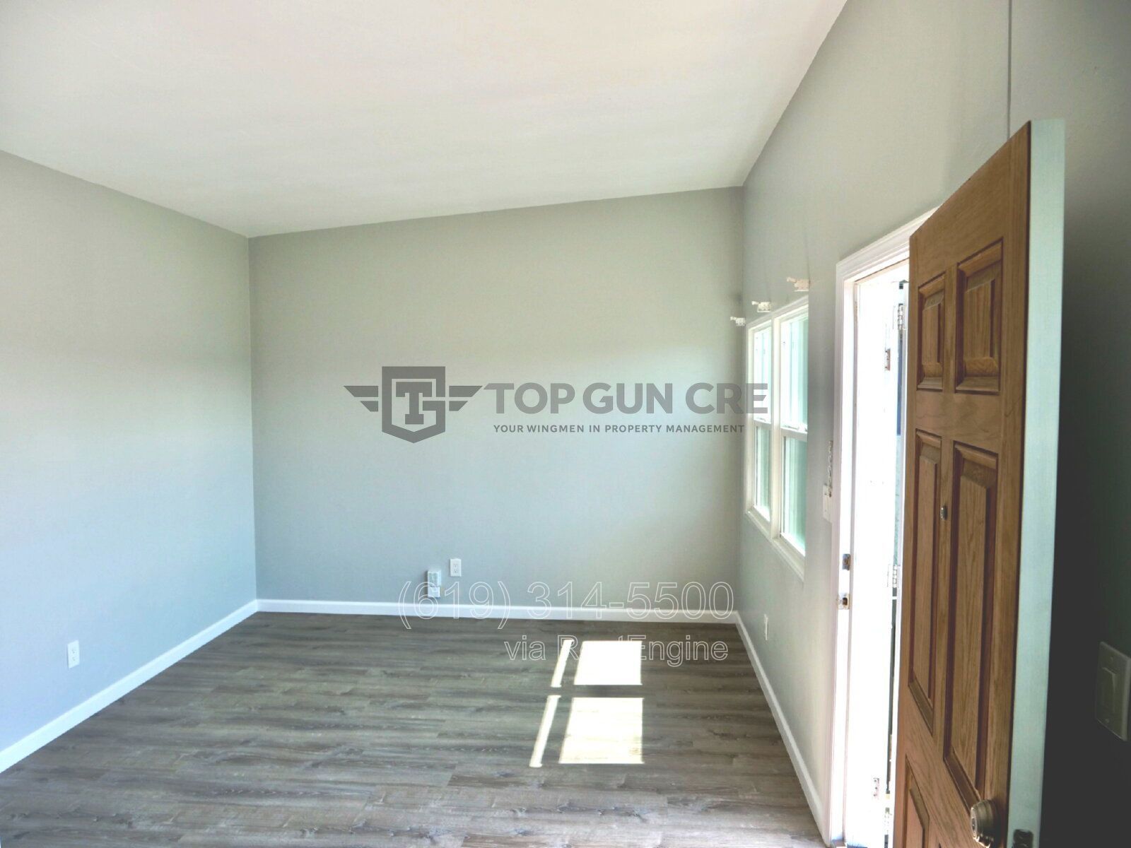 Gallery Image 0