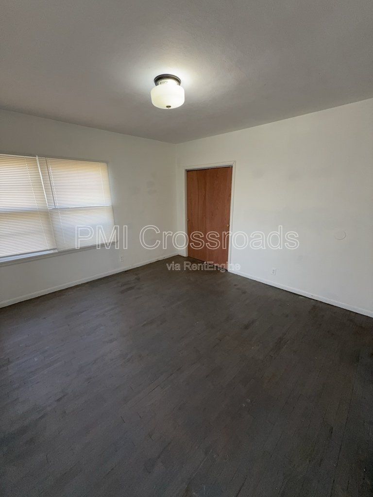 Gallery Image 24