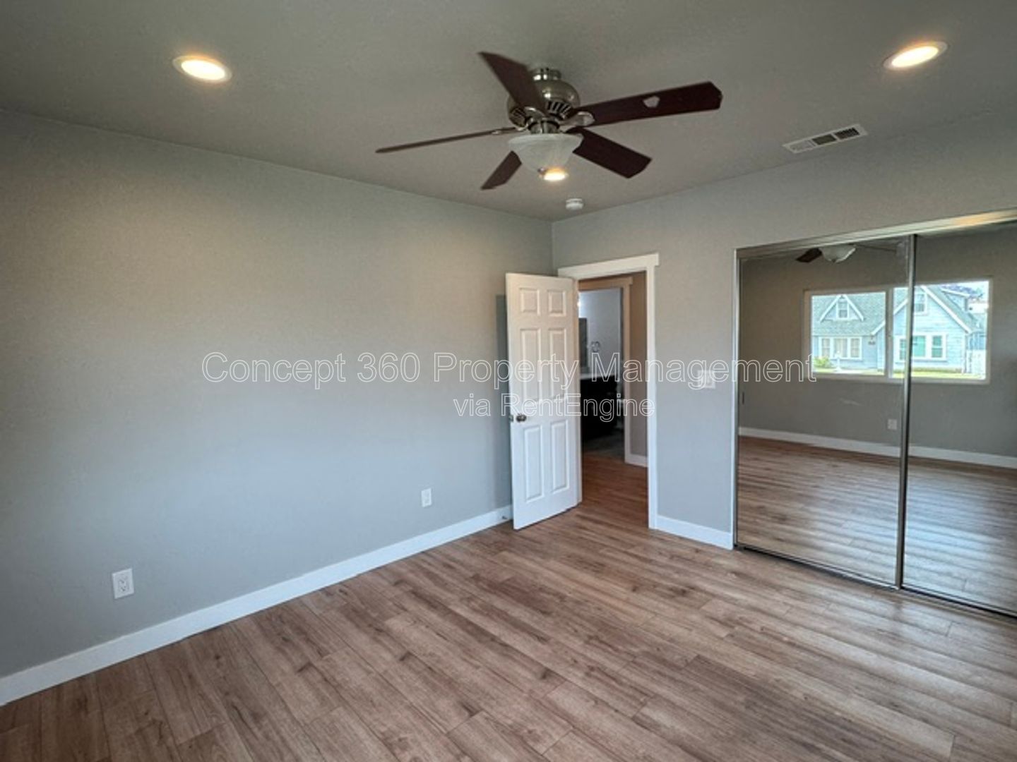 Gallery Image 21