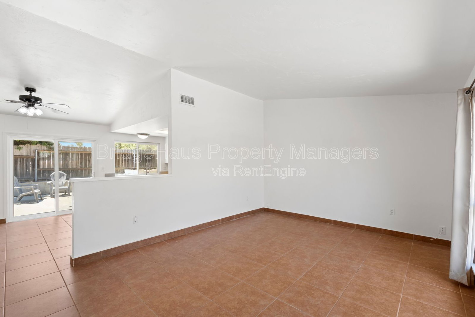 Gallery Image 19