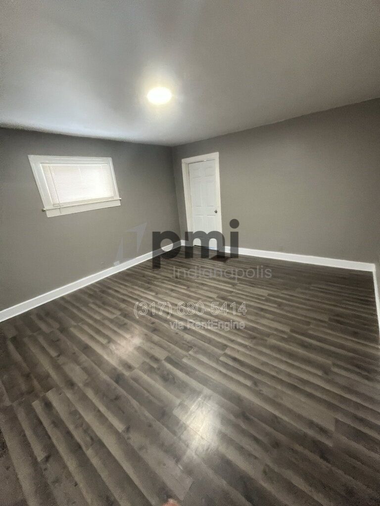 Gallery Image 22
