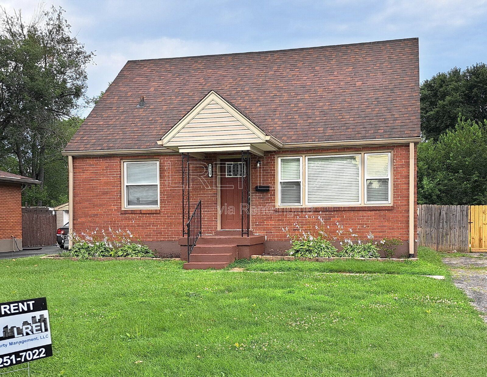 Gallery Image 0