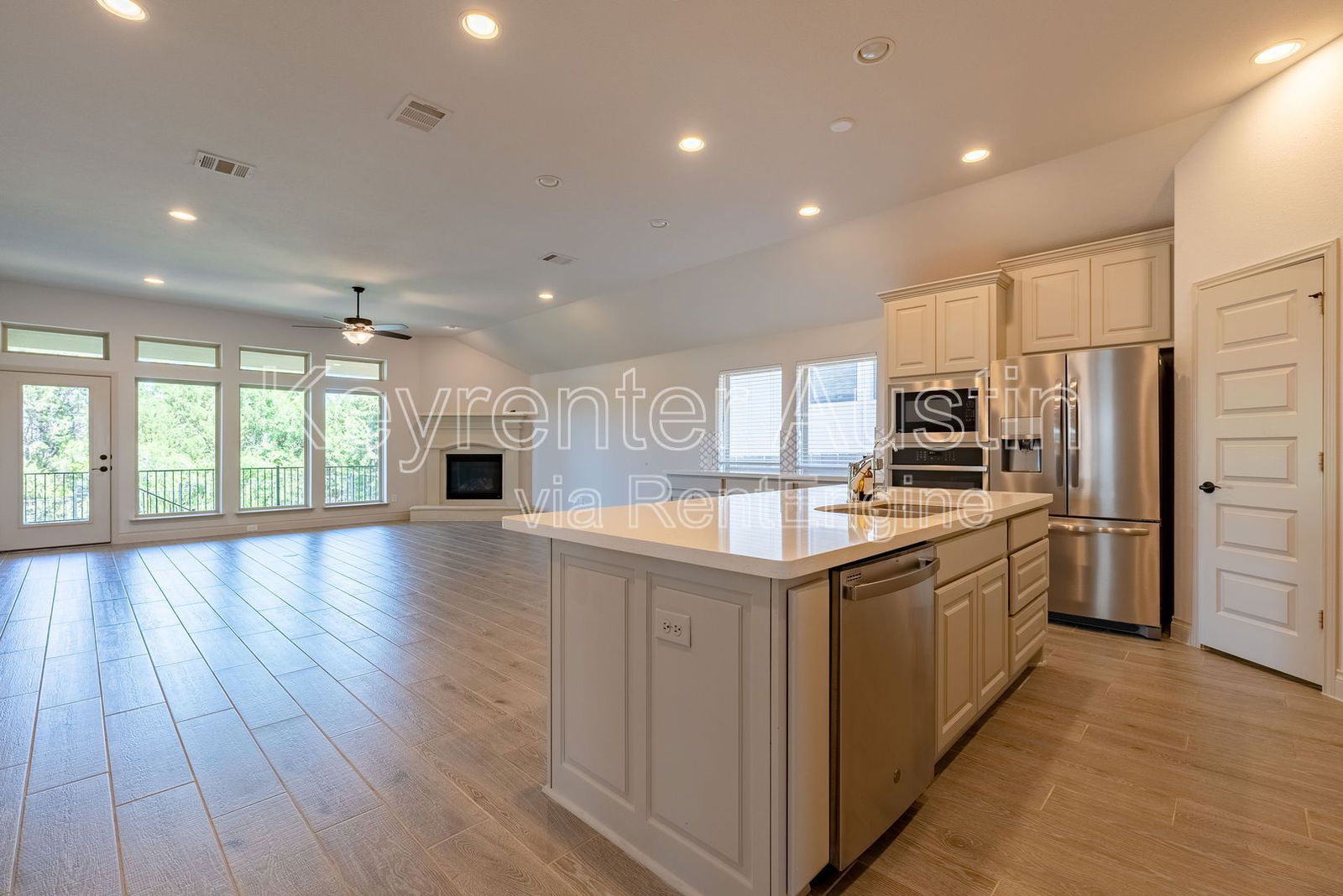 Gallery Image 14