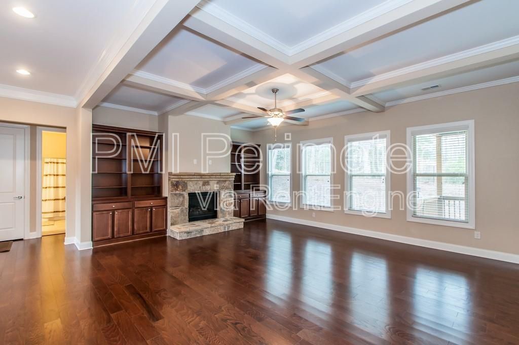 Gallery Image 16