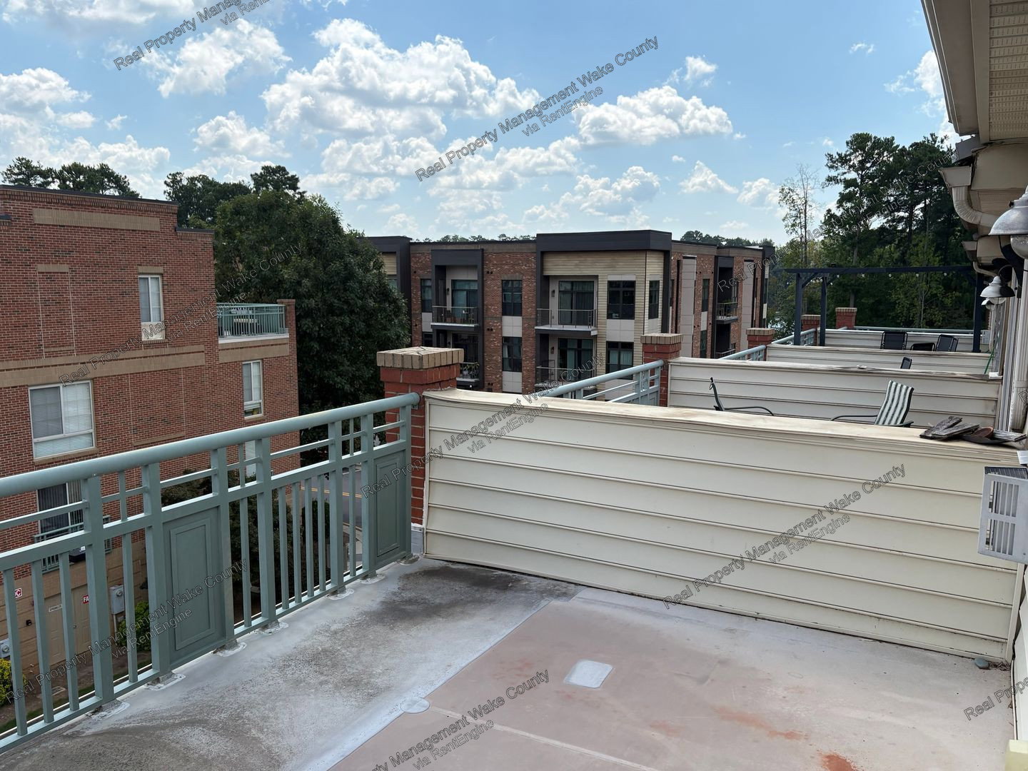 Gallery Image 17