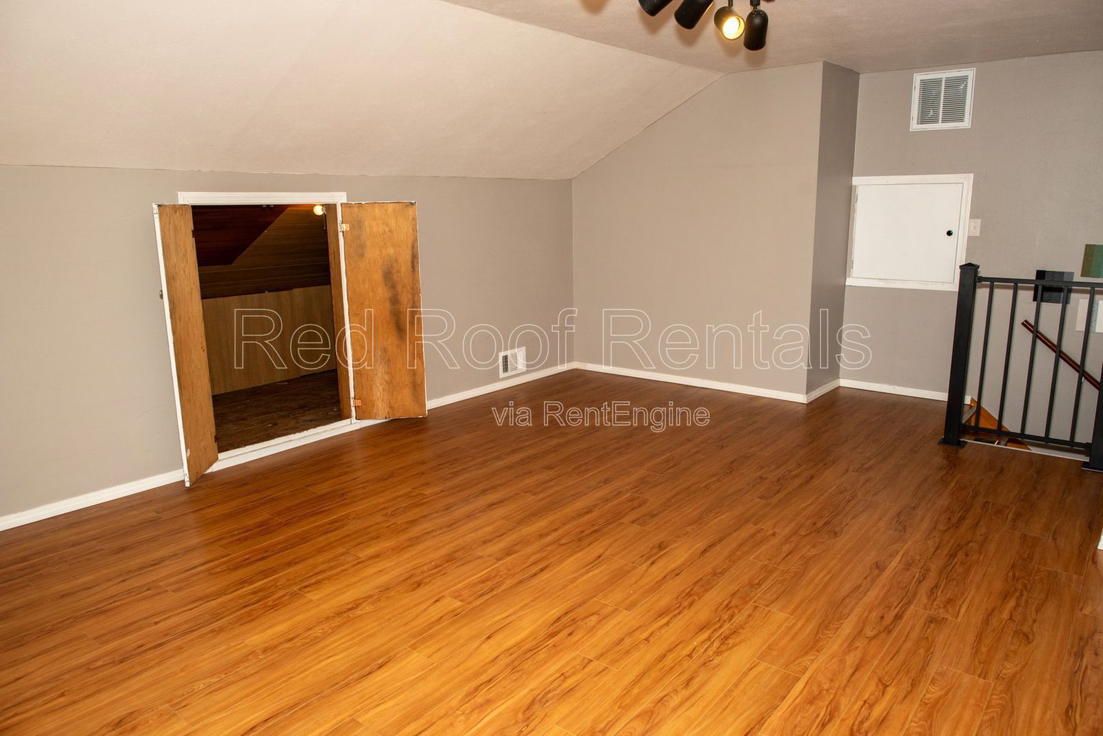 Gallery Image 22
