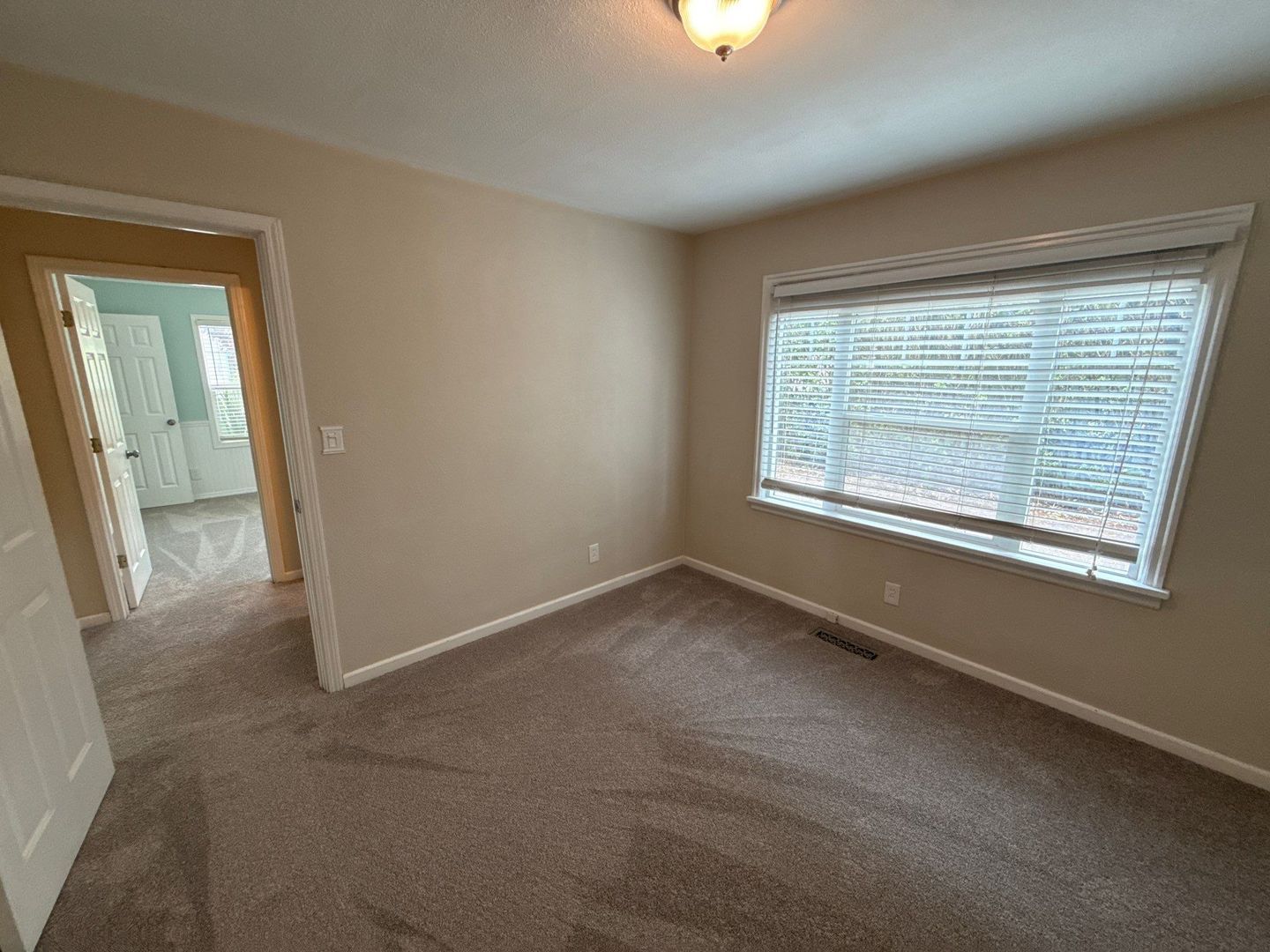 Gallery Image 19