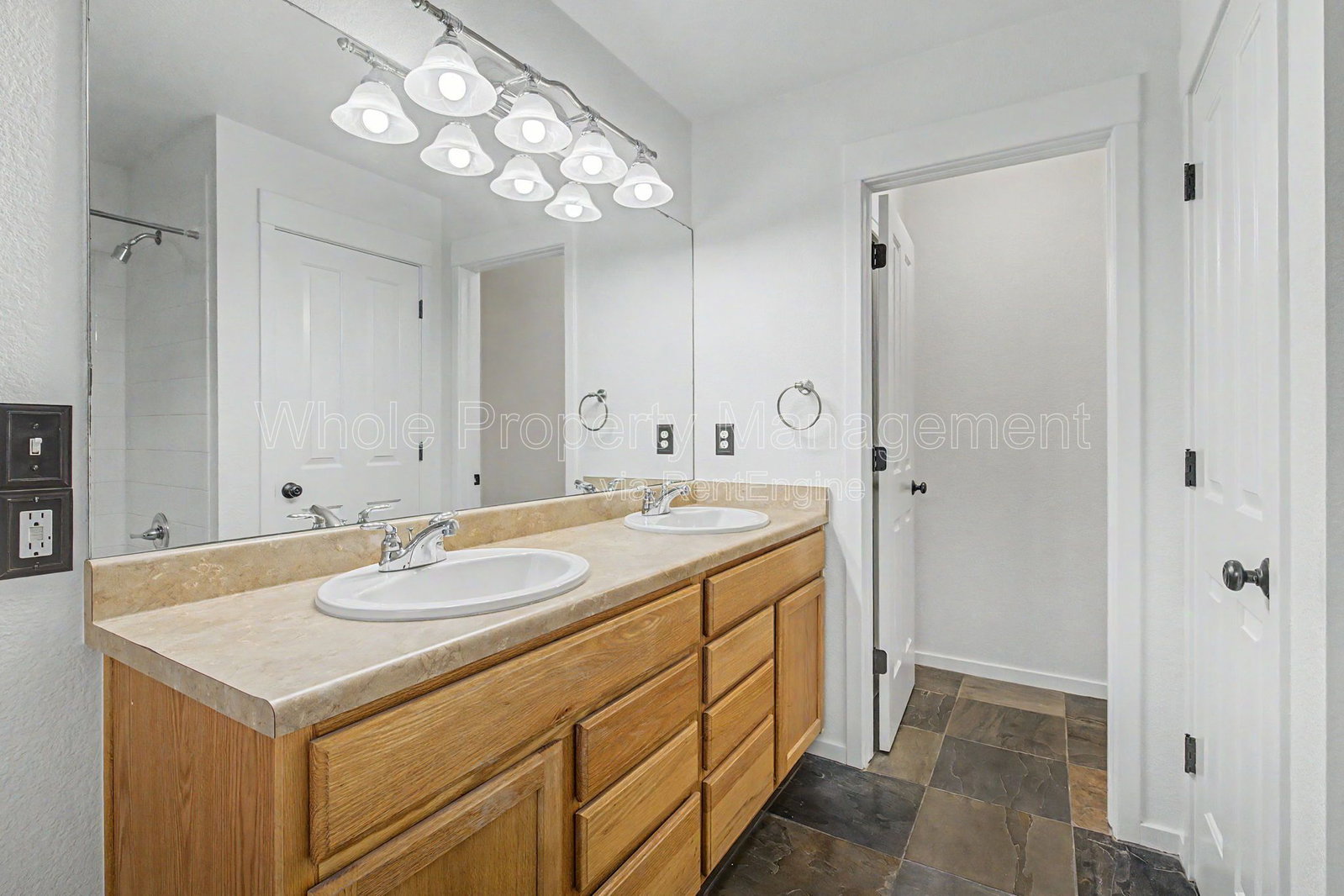 Gallery Image 18