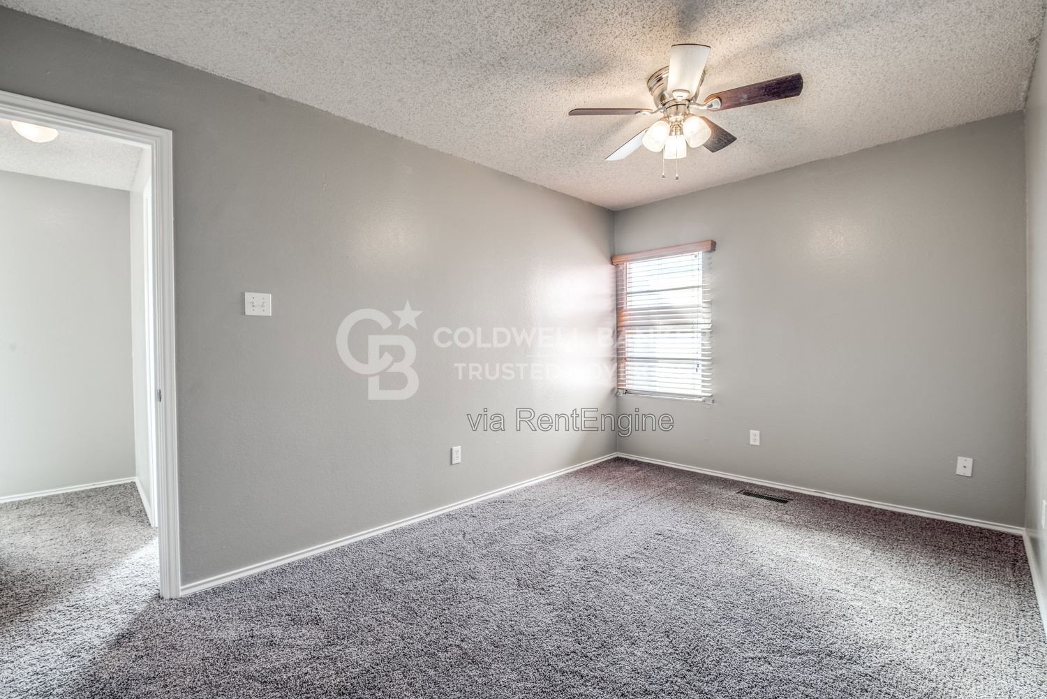 Gallery Image 19