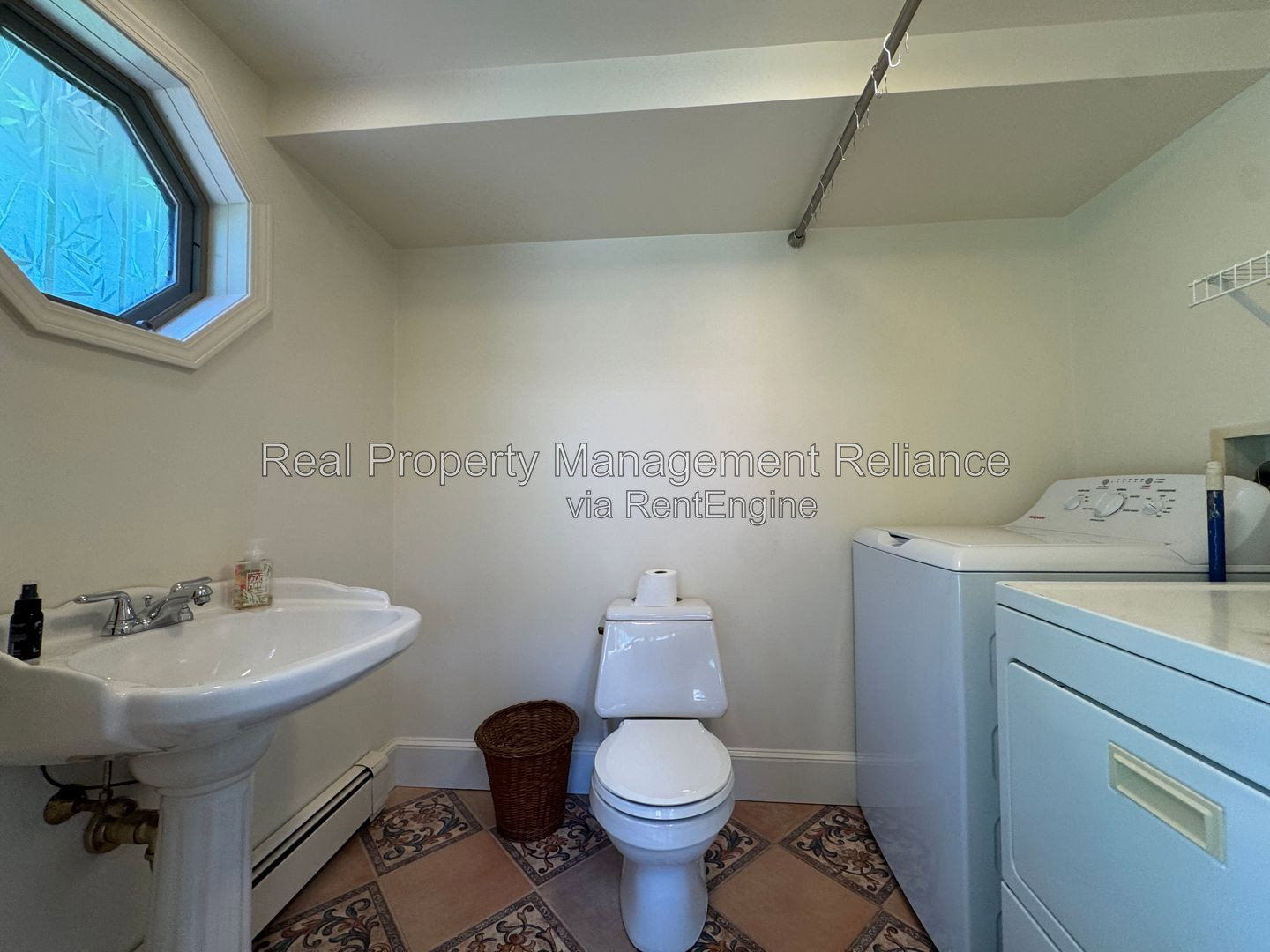 Gallery Image 17