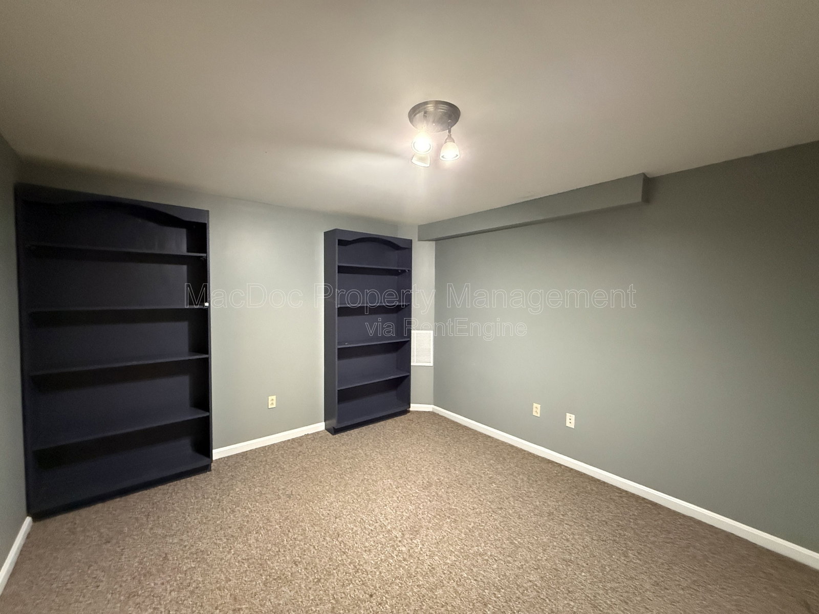 Gallery Image 19